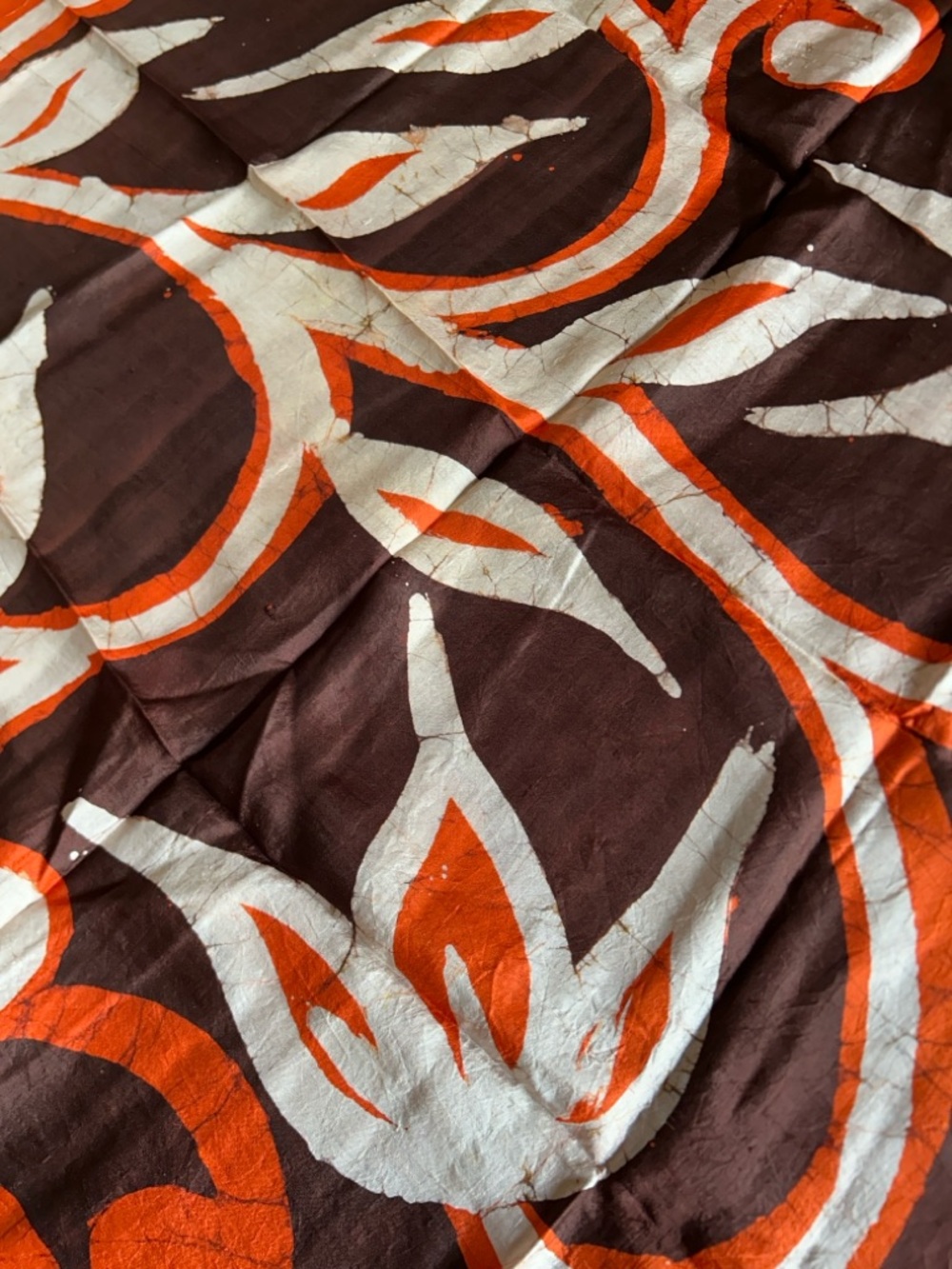 Orange Brown White Abstract Silk Scarf hand rolled and hand stitched 26“ x 26“ - Picture 2 of 8